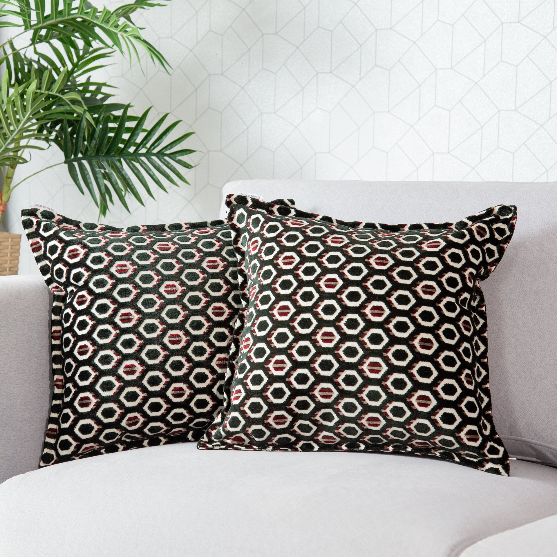 Cojín Hexa Dark Green 45 cm x 45 cm- Colección Geometric Bliss