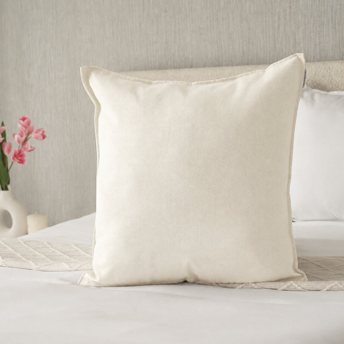 Cojín Marfil 60 cm x 60 cm - Colección Puebla