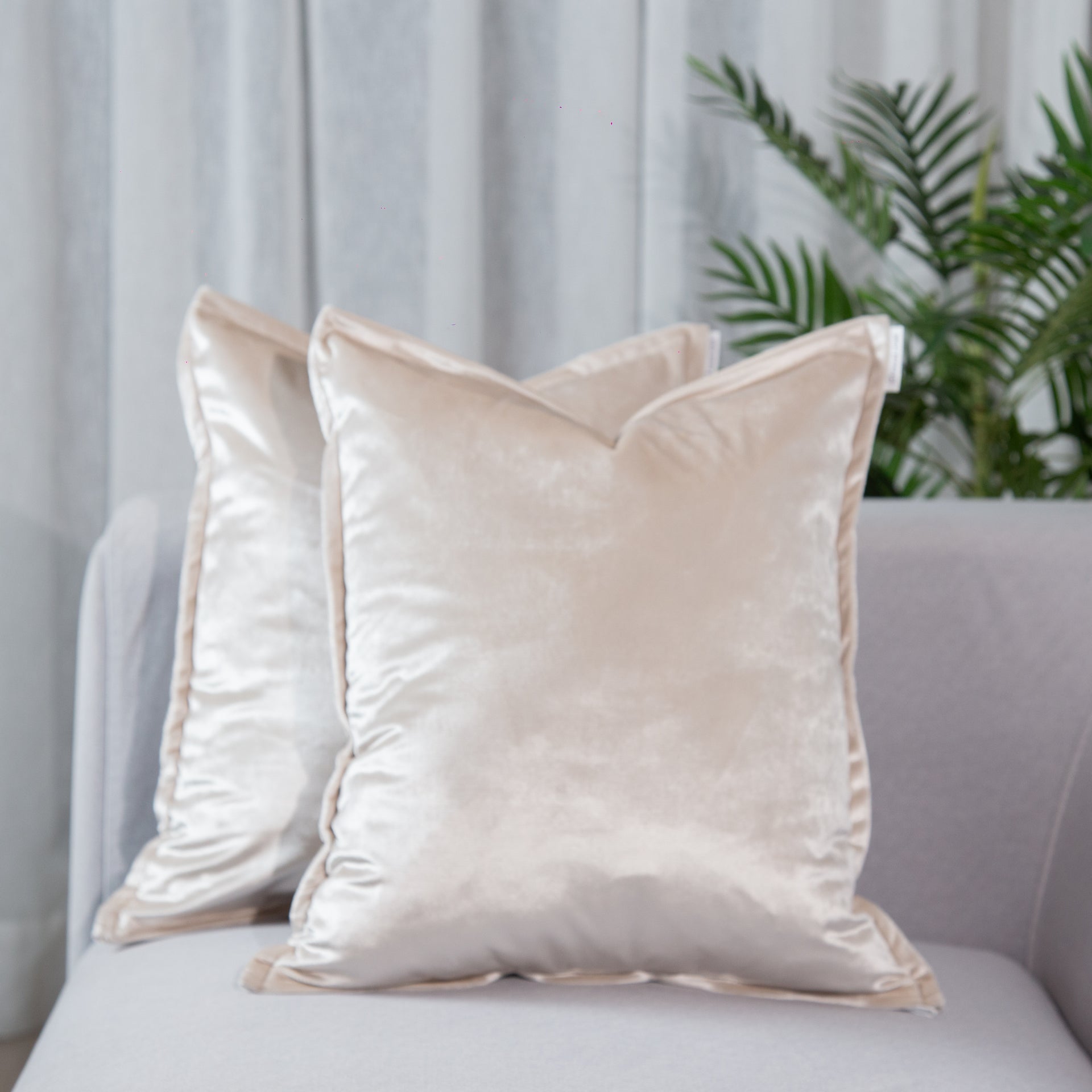 Cojín Nantes Marfil 45 cm x 45 cm - Colección Prestige