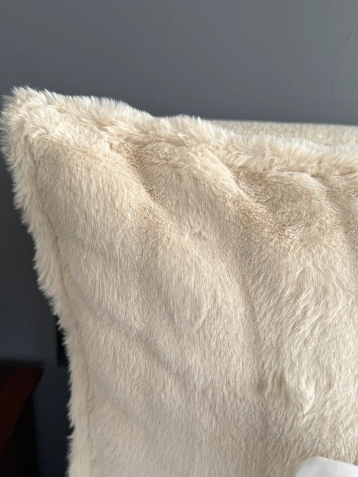Cojín Tokio Taupe 60 cm x 60 cm - Colección Tokio
