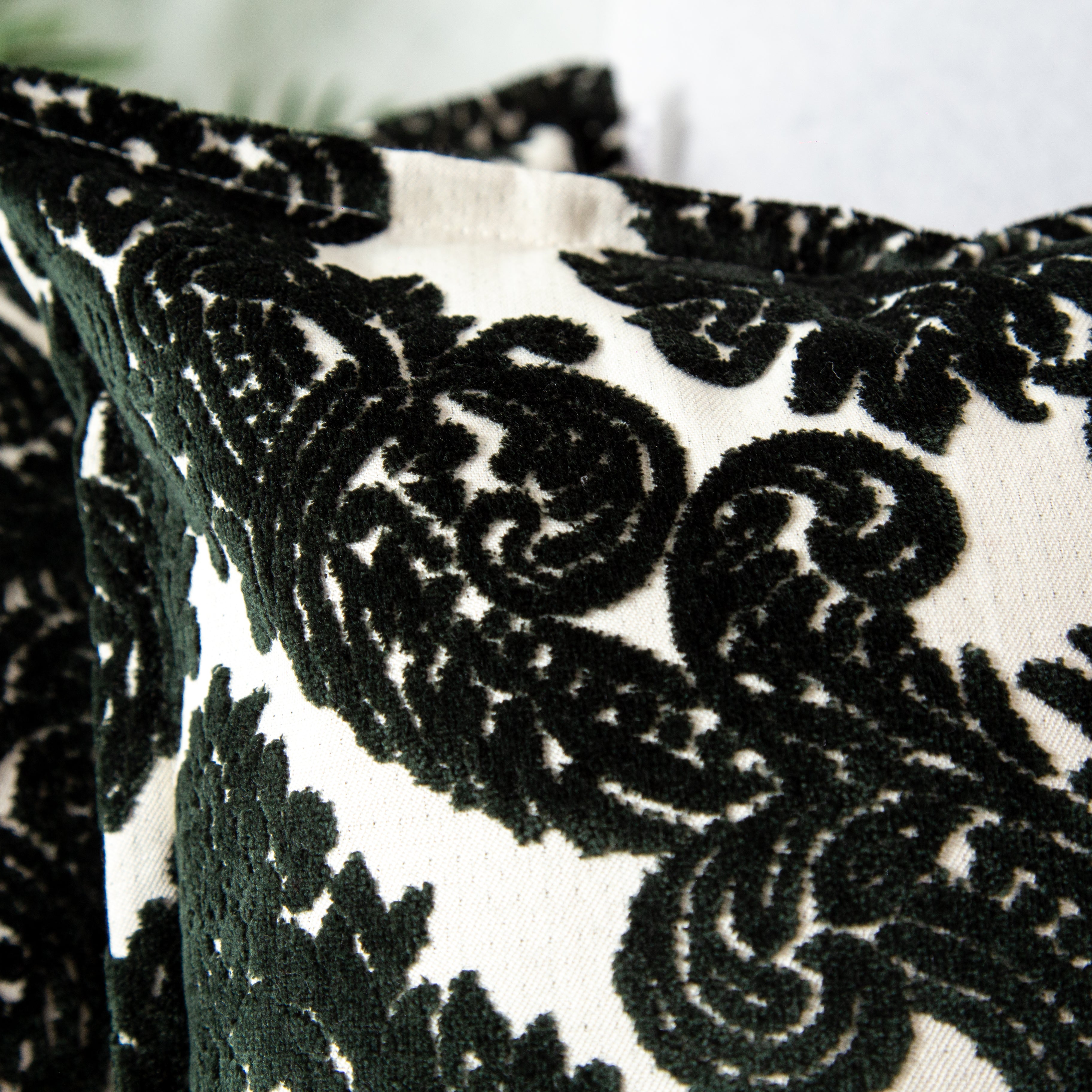 Cojín Decorativo Dark Green - Colección Edén