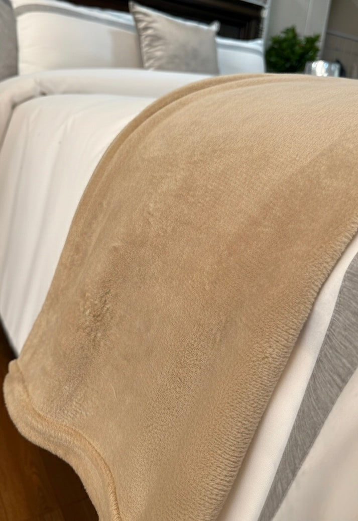 FRAZADA BEIGE COLECCIÓN AMBAR