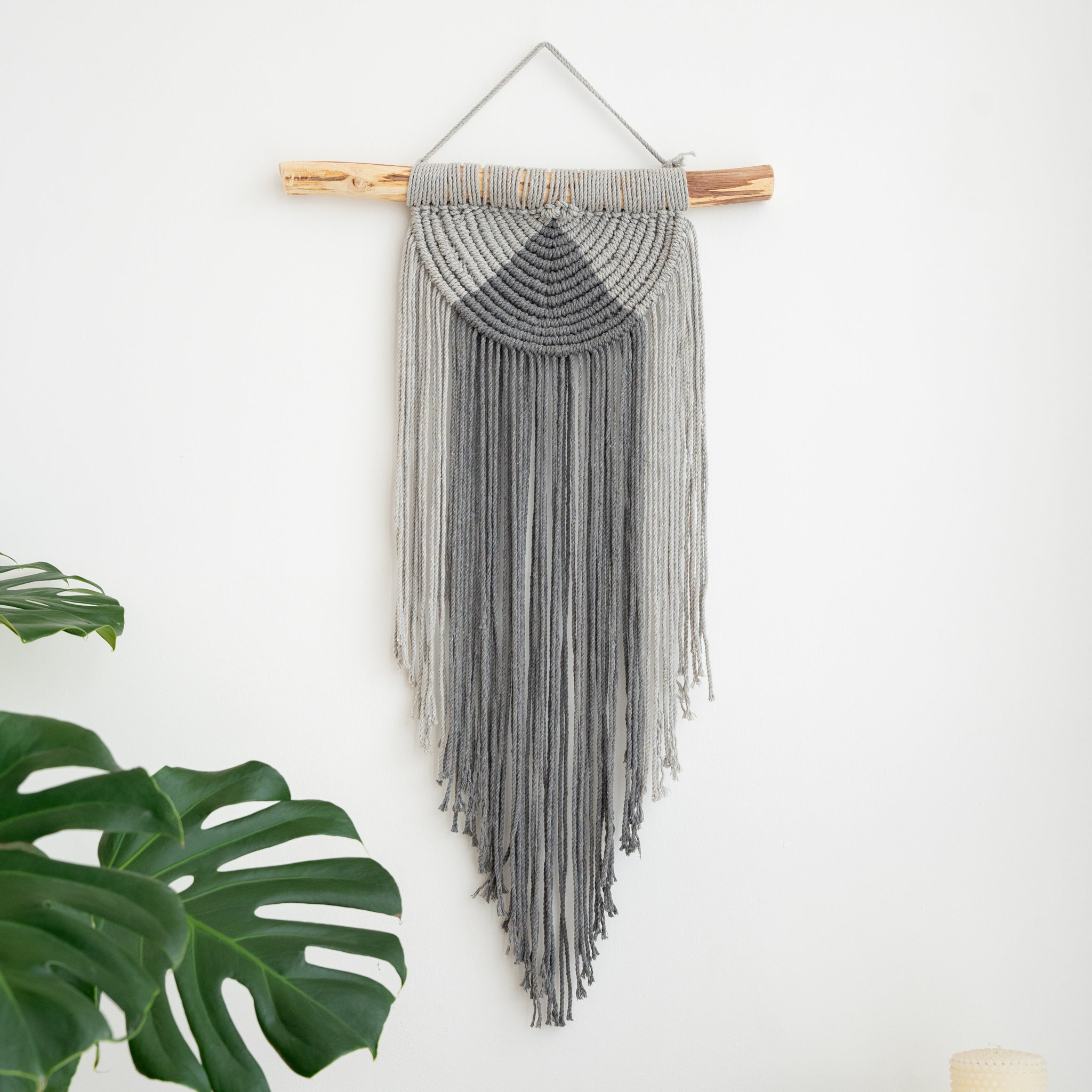 Tapiz en Macrame - Susurro Gris