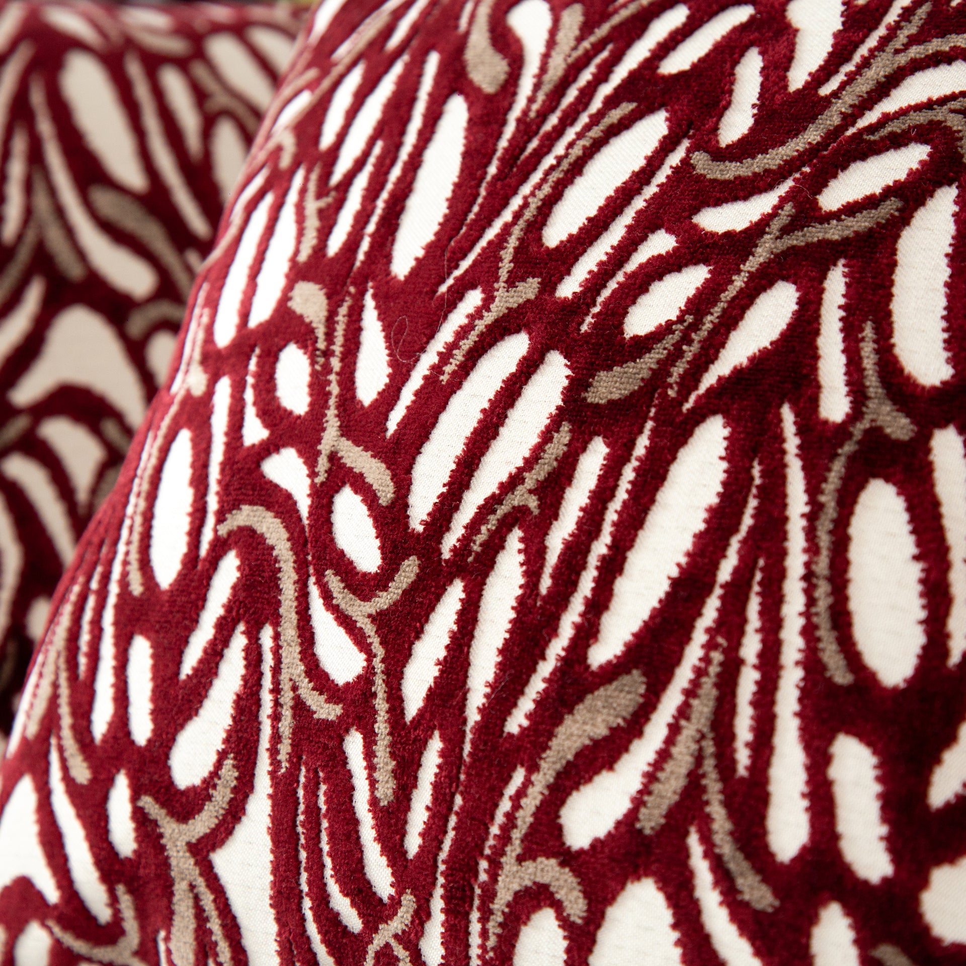 Cojín Wine 45 cm x 45 cm - Colección Primal Essence