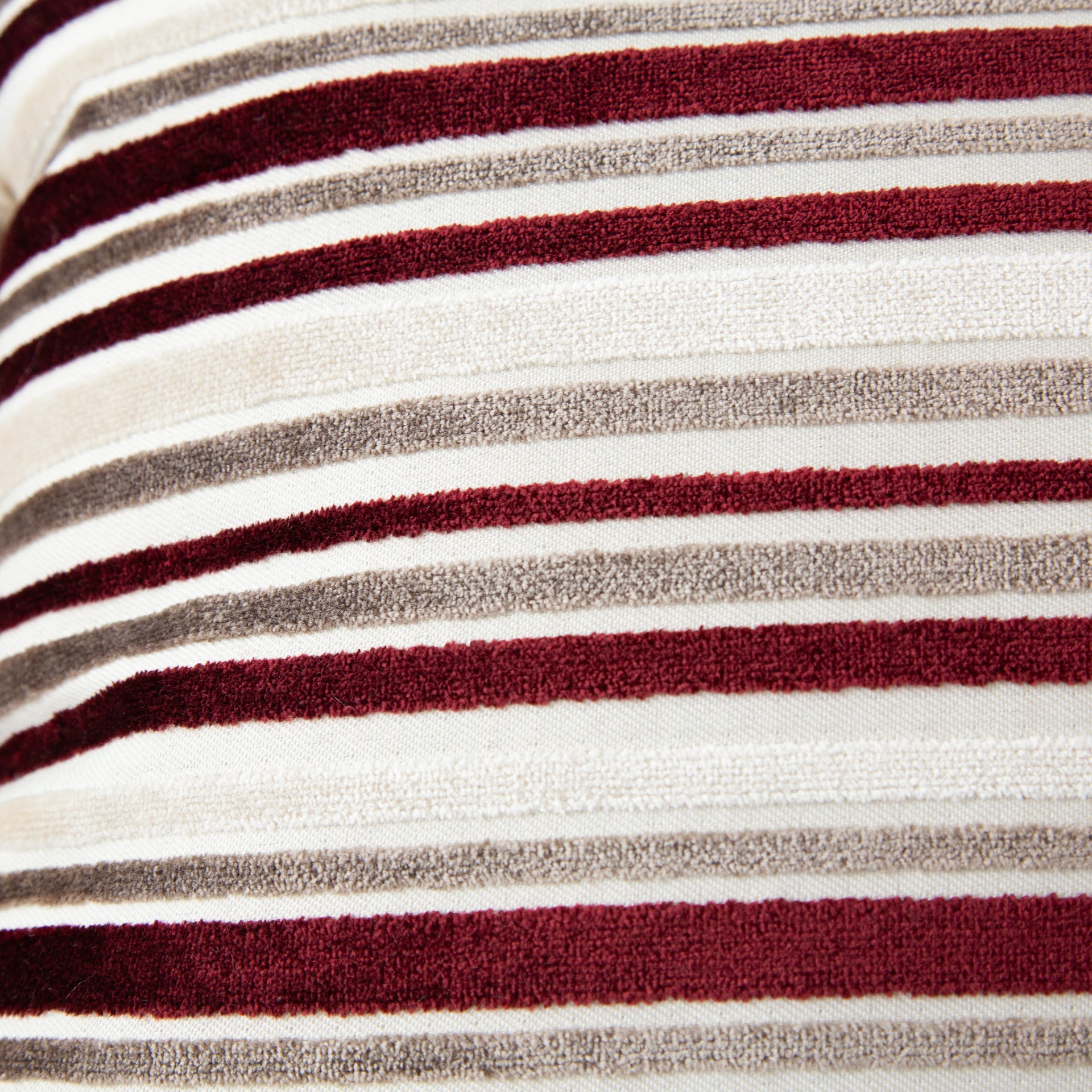 Cojín Decorativo Beige & Wine - Colección Lineal Luxe