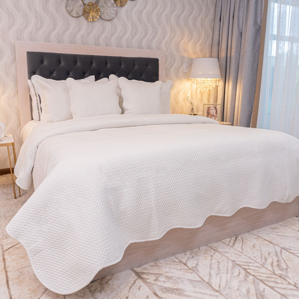 White bedspread set - Quadri Collection