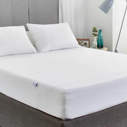 Mattress protector